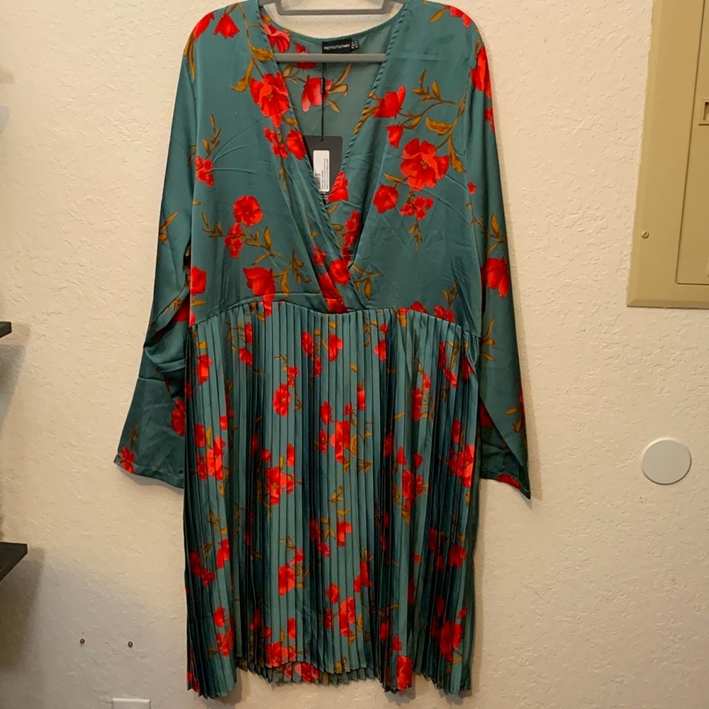 PrettyLittleThing Teal Midi Dress with Red Floral Print